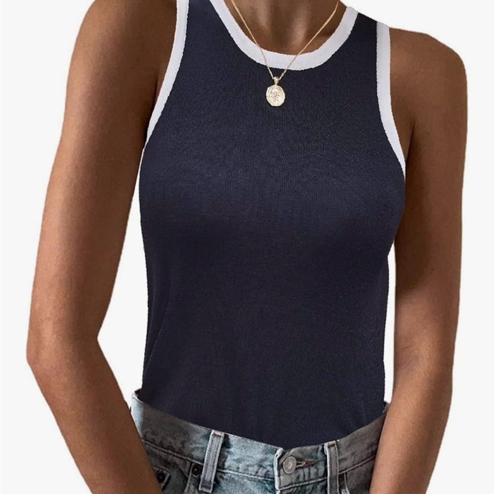 Black and White Ribbed Tank Top - Picture 3 of 12